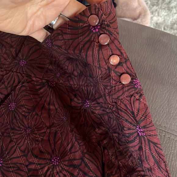 FOSSIL Burgundy / Plum Flower Print Skirt Size 10 - Picture 4 of 7